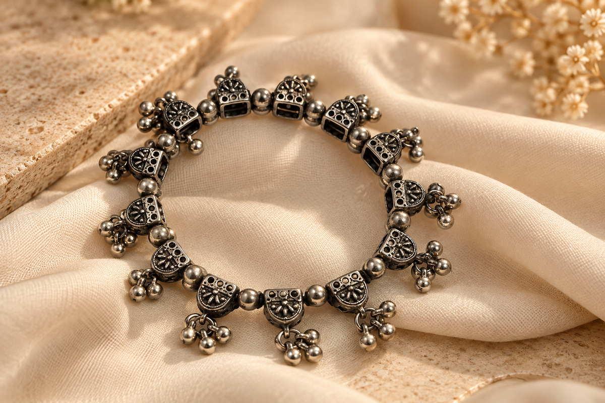 Oxidised bangle ( single )