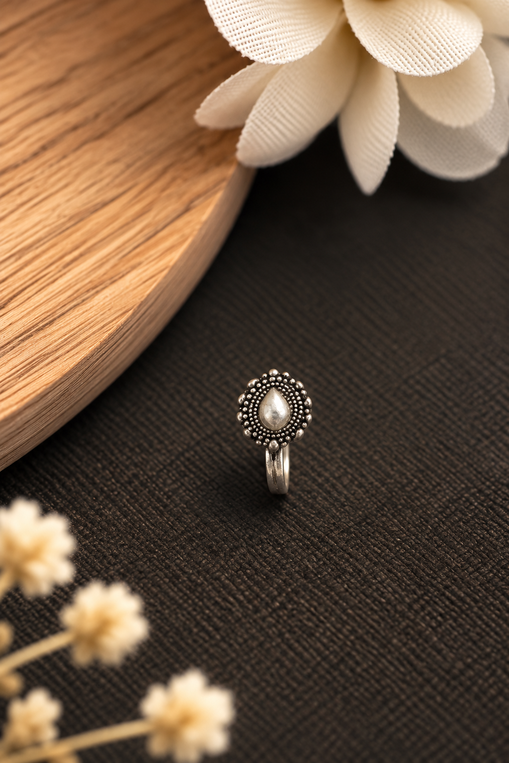Oxidised Nose Pin