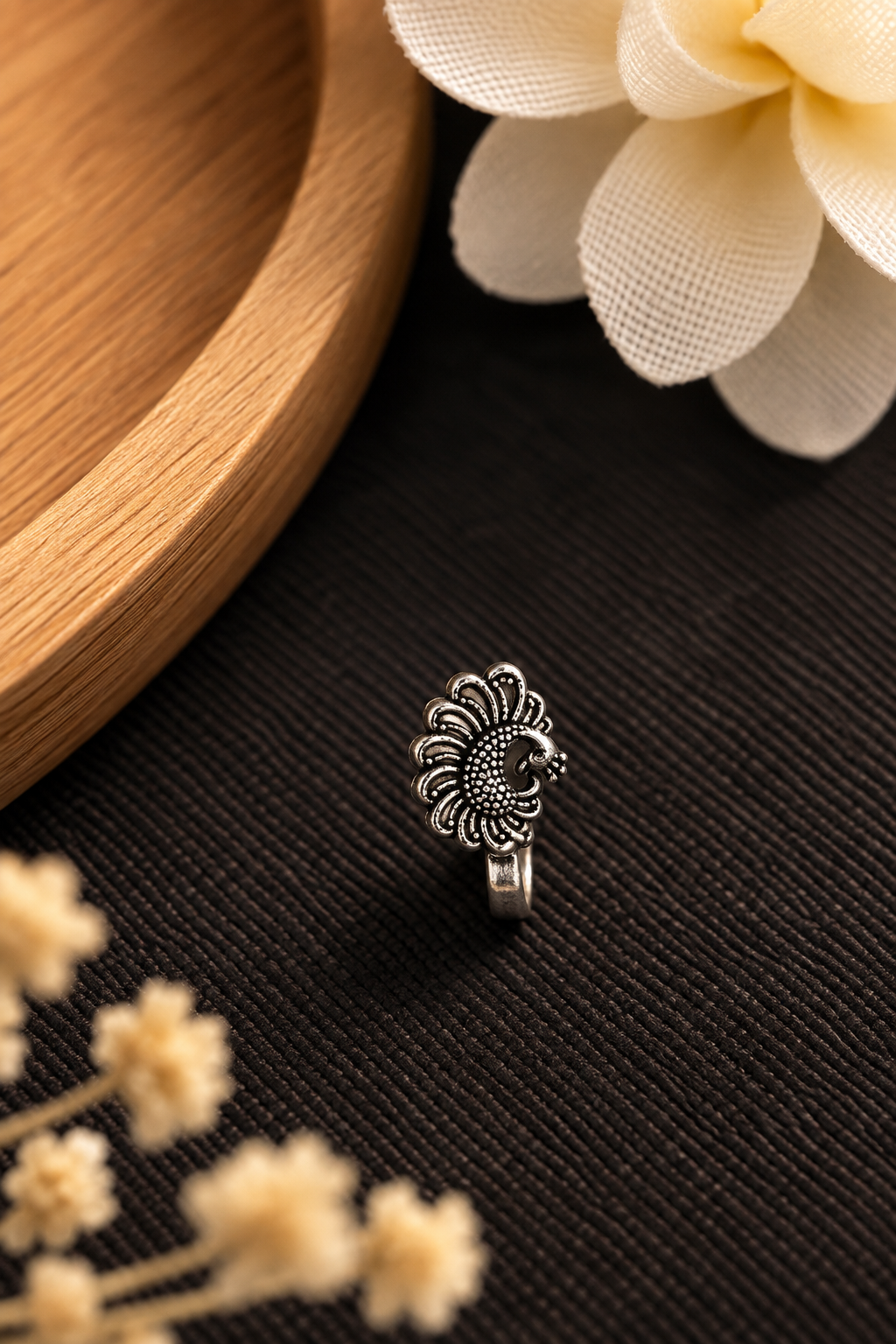 Oxidised Nose Pin