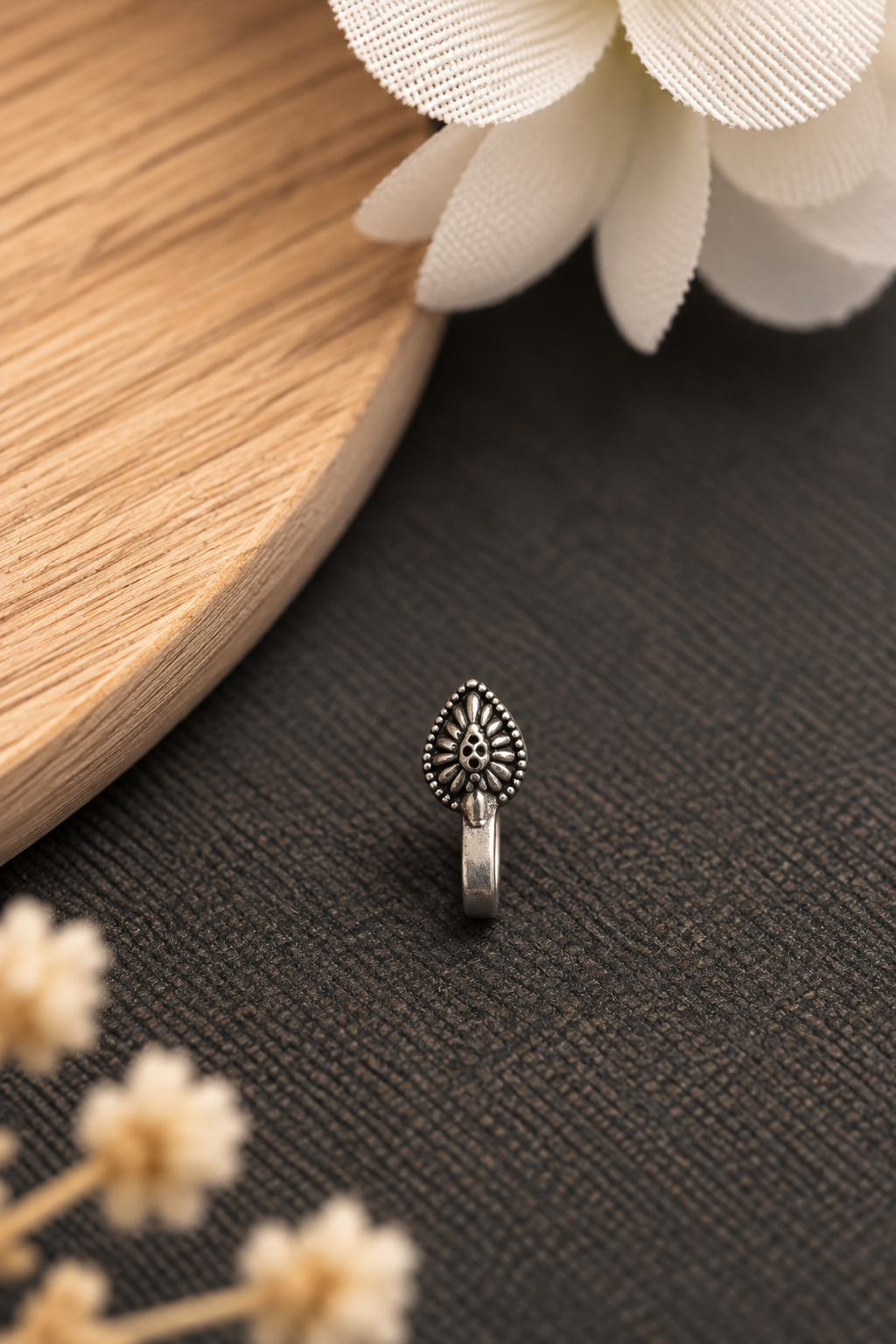 Oxidised Nose Pin