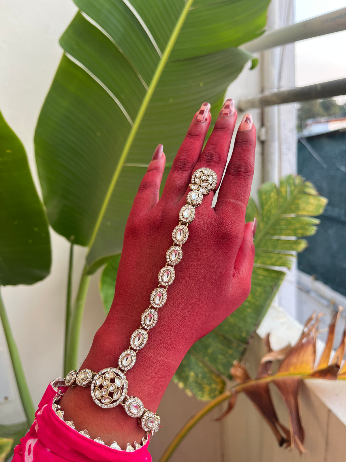 Royal Hathphool Collection