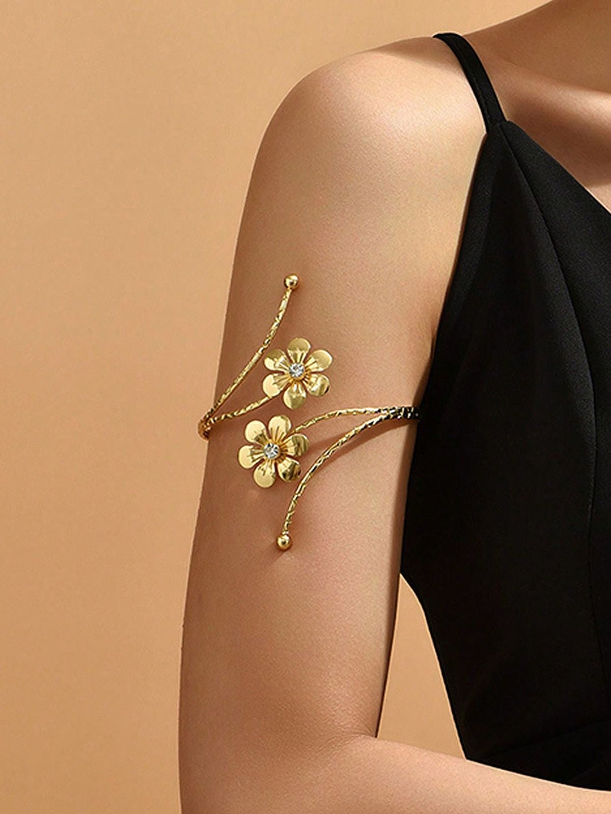 Trendy Arm Cuff