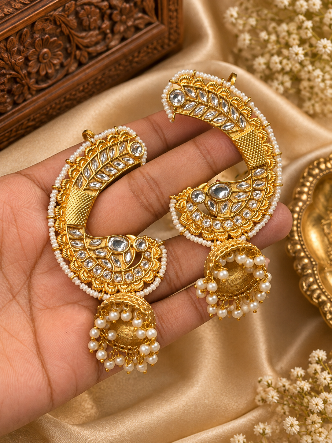 Traditional Ear-cuff