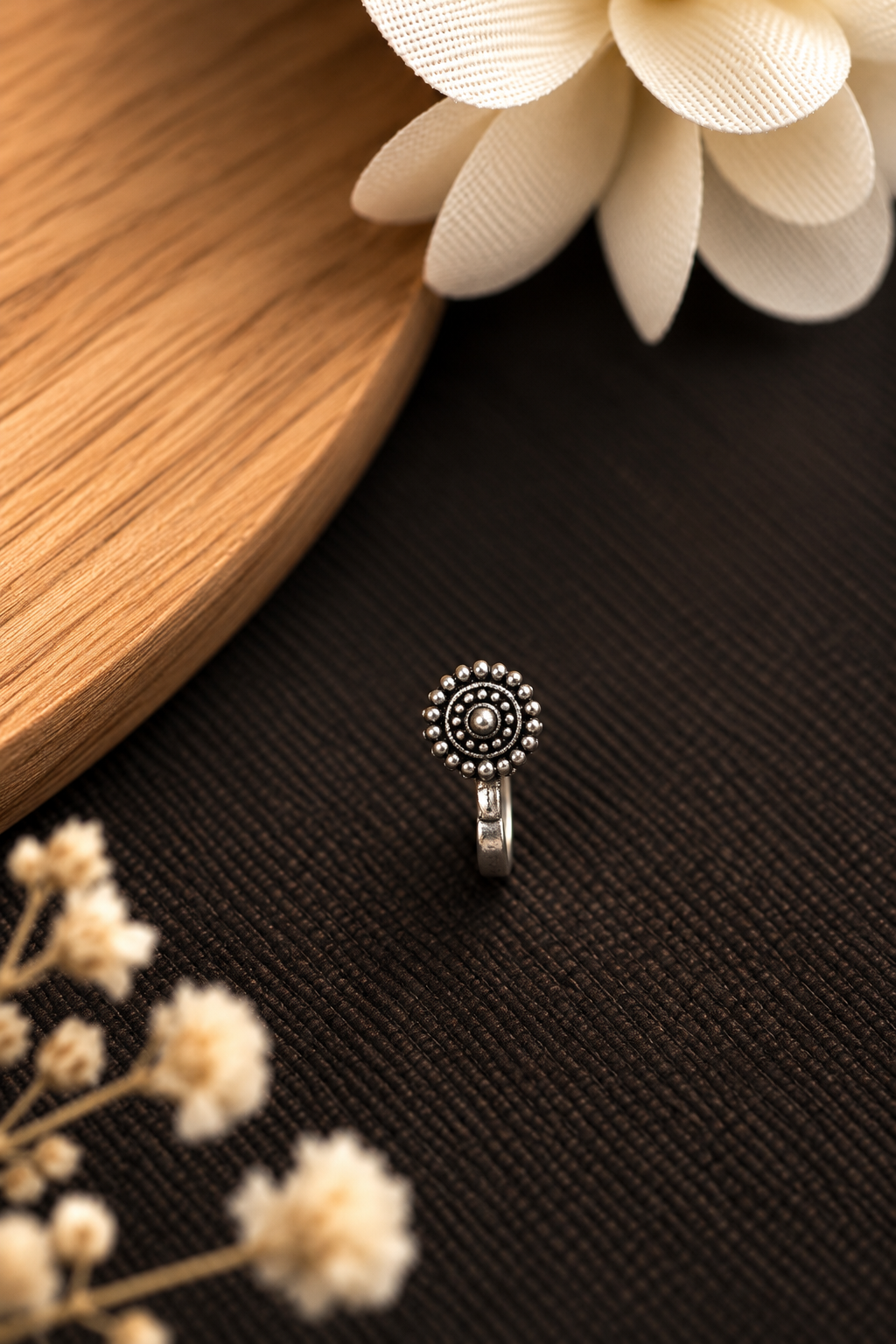 Oxidised Nose pin