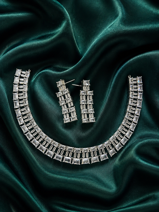 Luxury Silver Ad Necklace Set