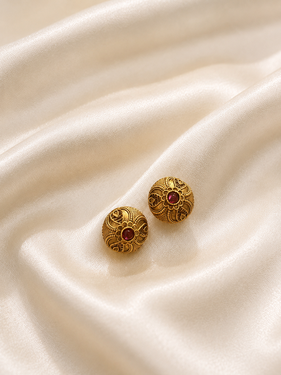 High Gold Studs