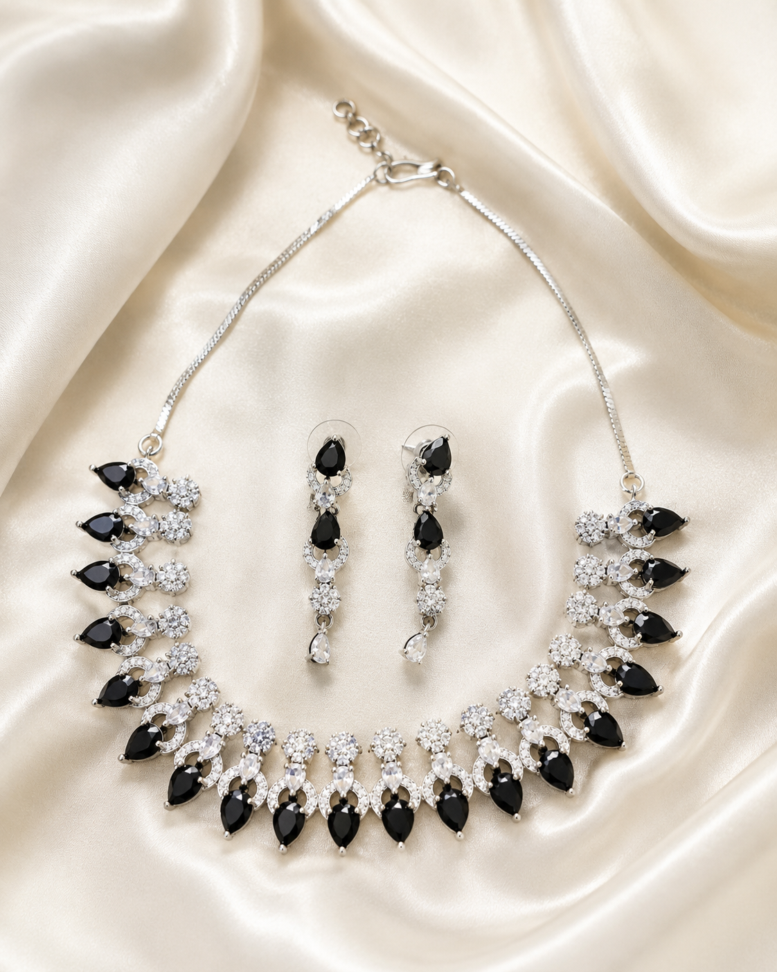 Luxury Black Ad Necklace Set