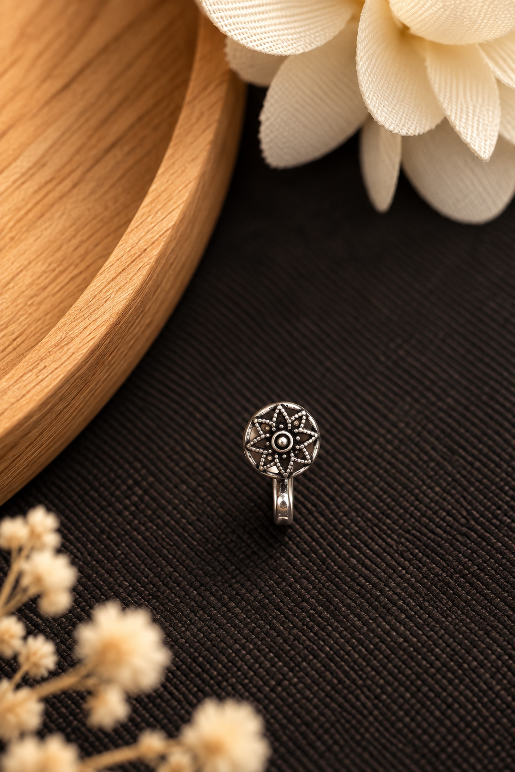 Oxidised Nose pin