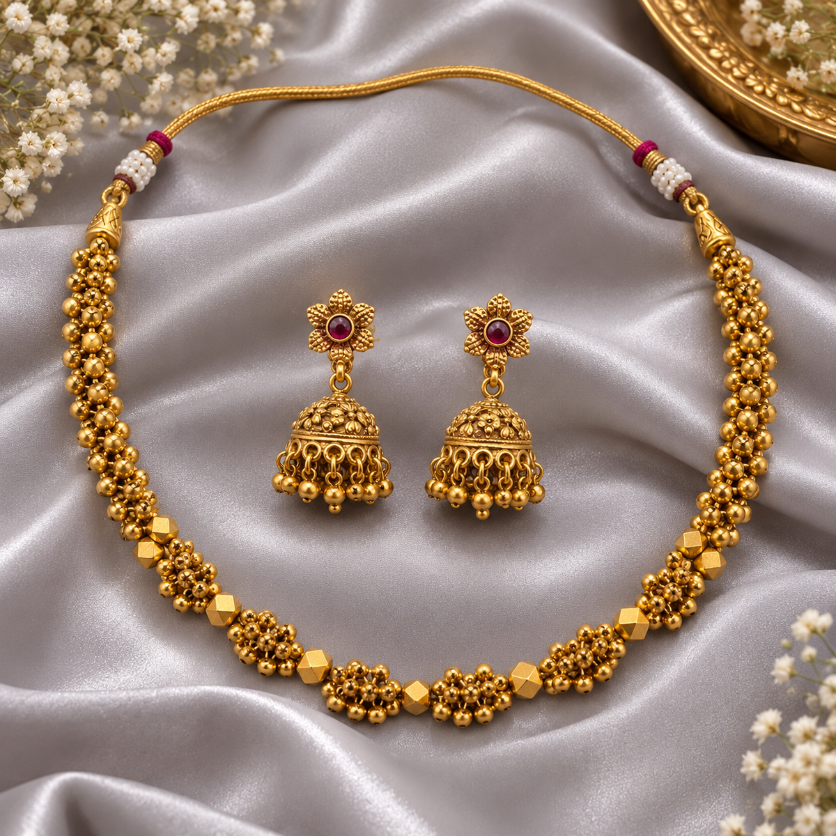 Ashtaphelu Royal Single Layer Neckline With Earrings