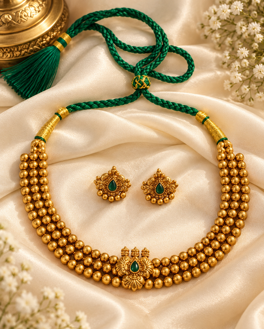 Ashtapailu Kanthi Necklace with Studs