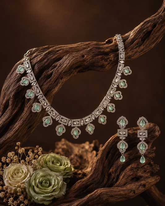 Noor AD Necklace