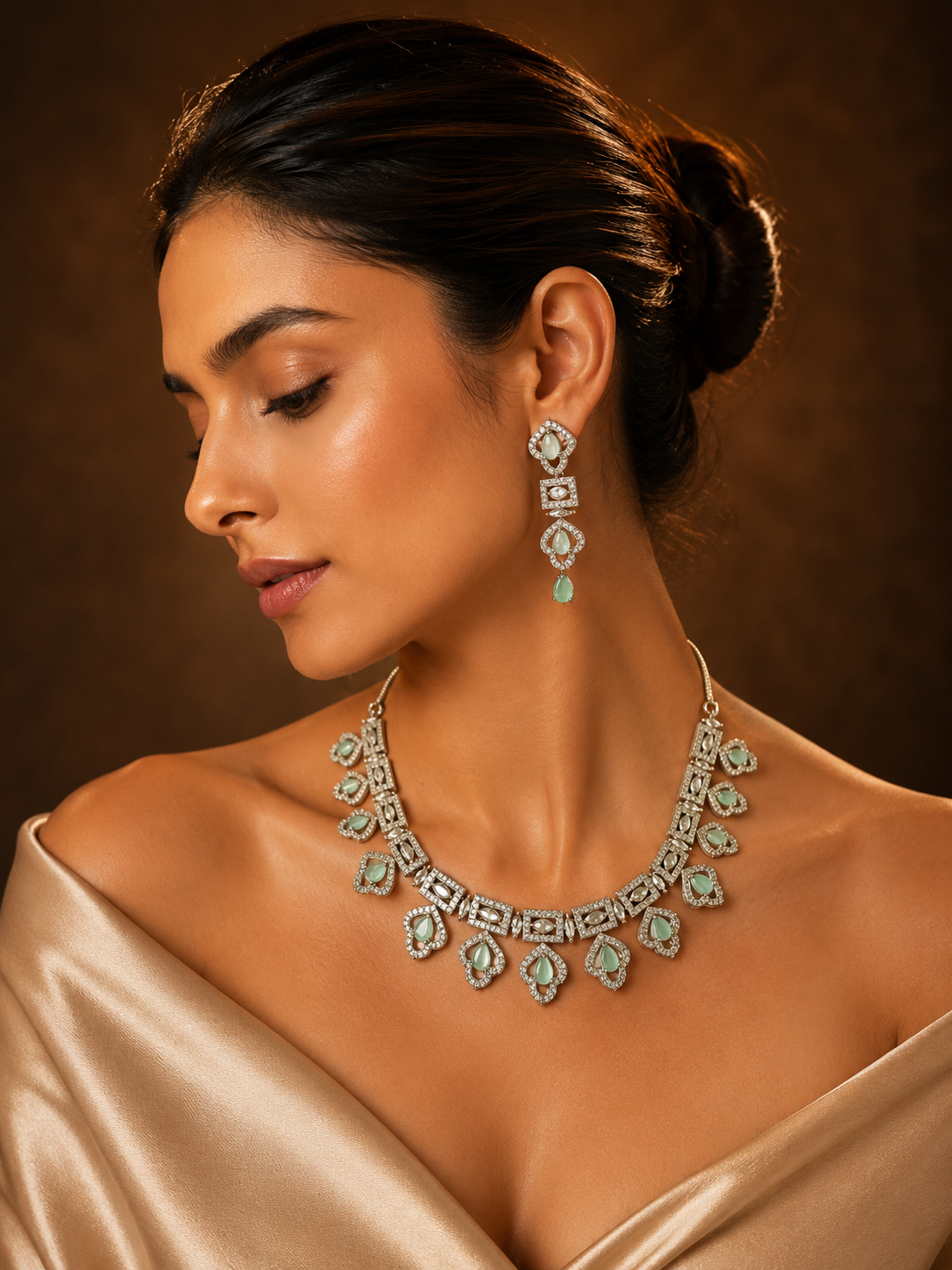 Noor AD Necklace