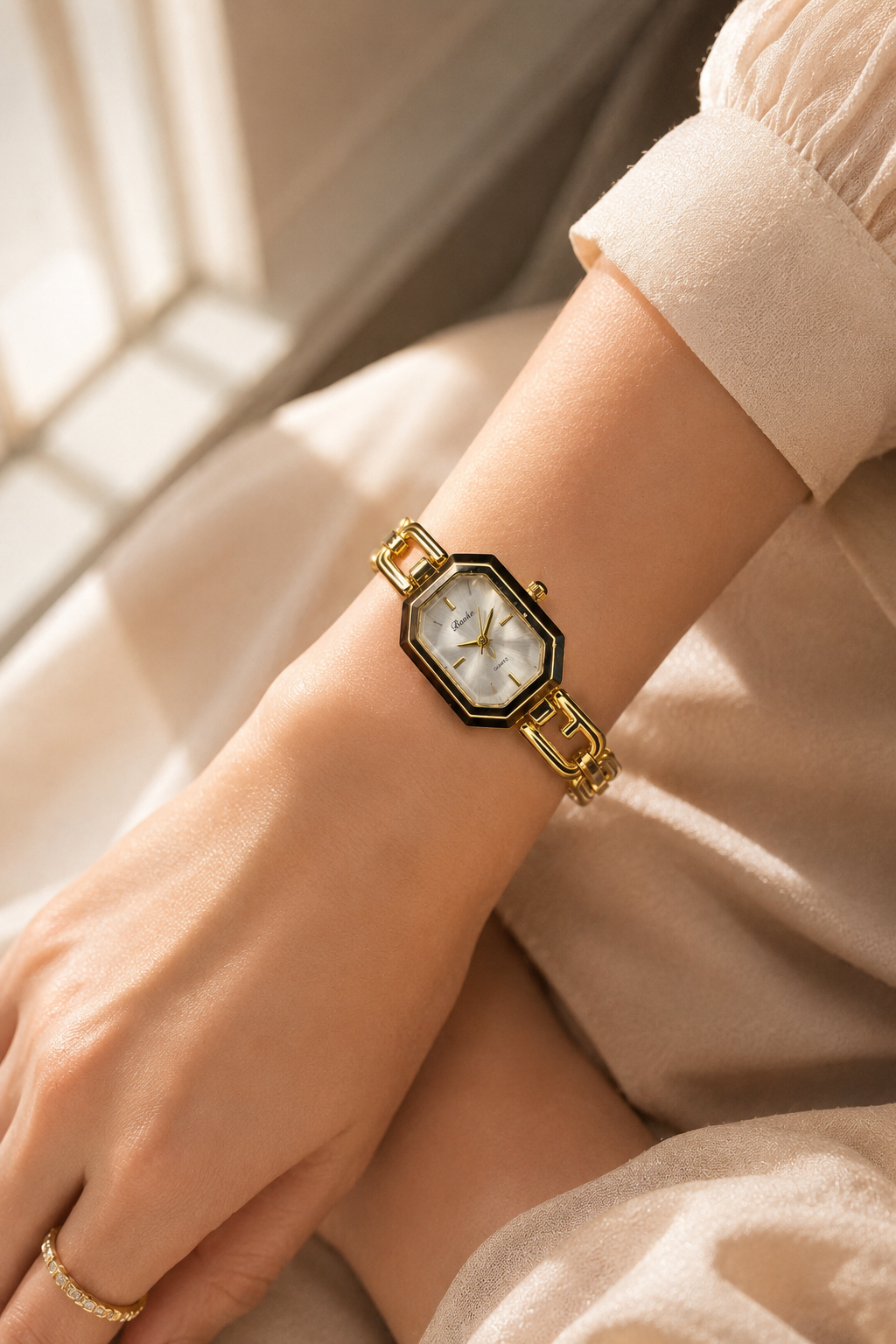 Vintage Royal Women’s Watch
