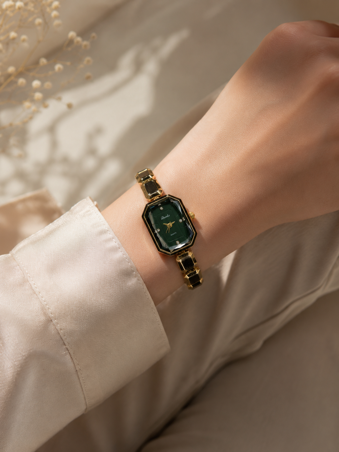 Vintage Royale Women’s Watch