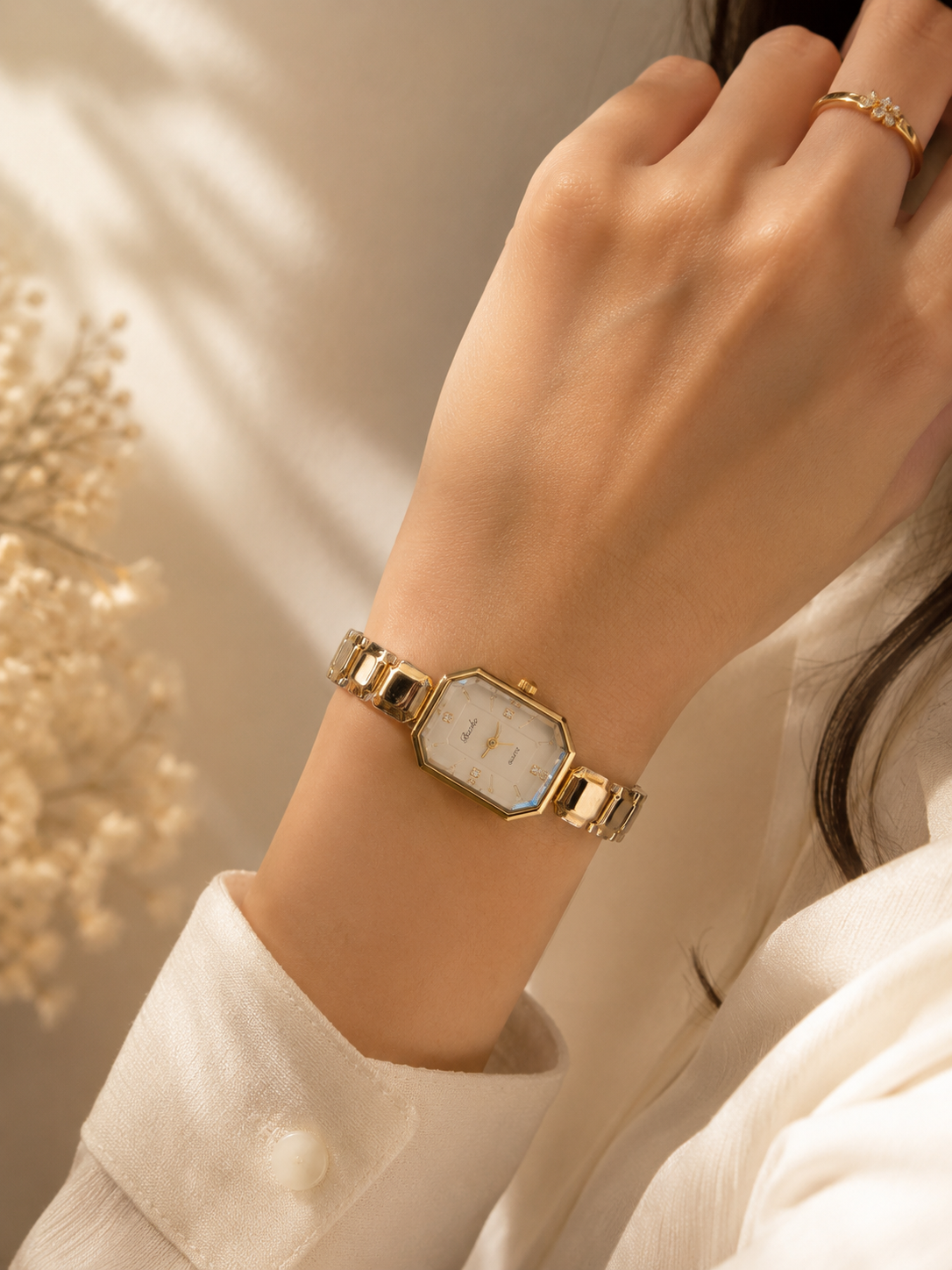 Vintage Royale Women’s Watch