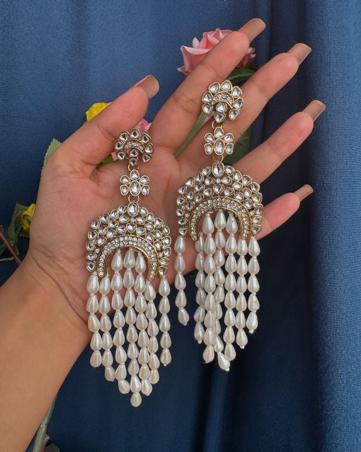 Shnaya Earings