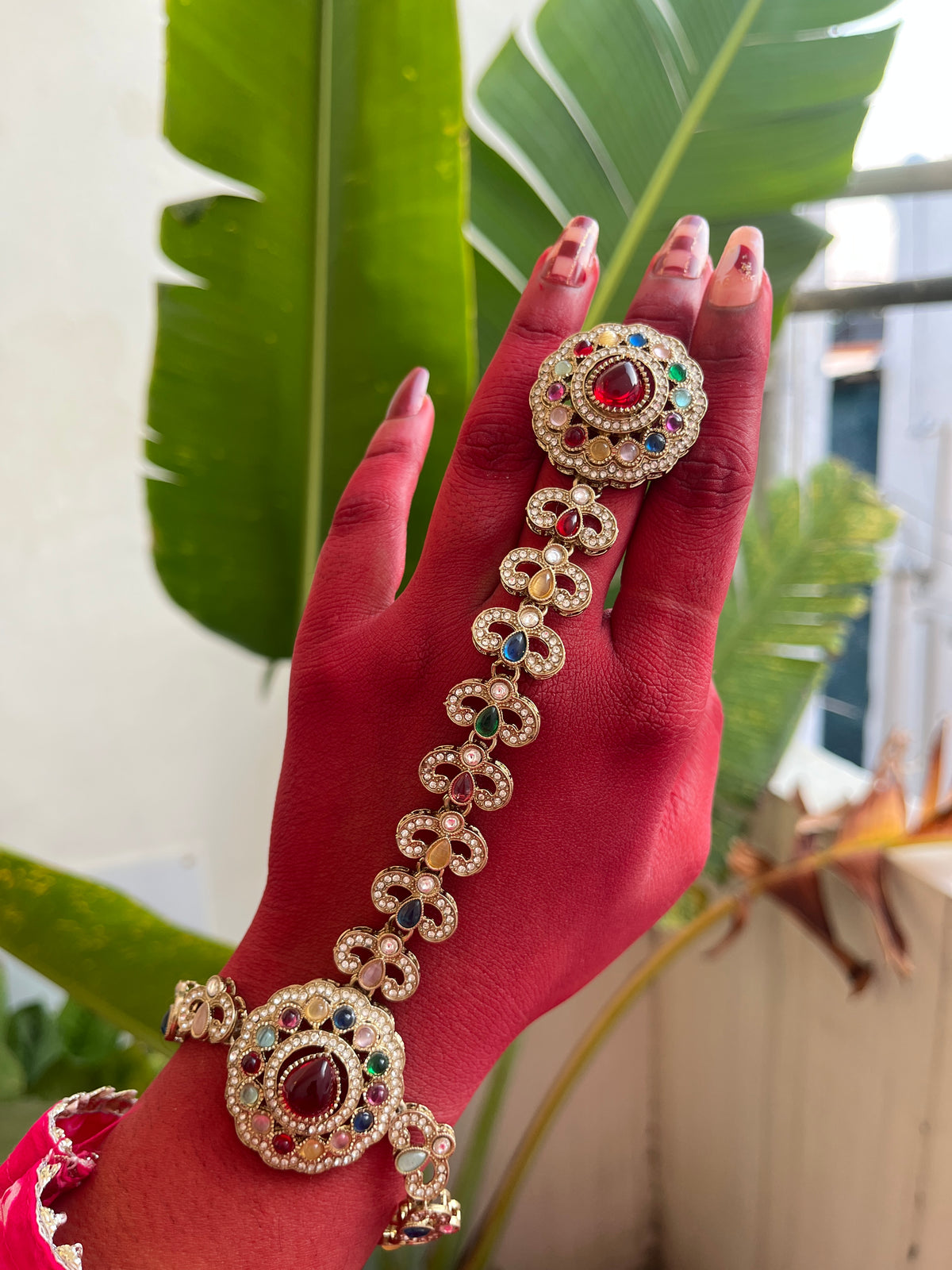 Royal Hathphool collection