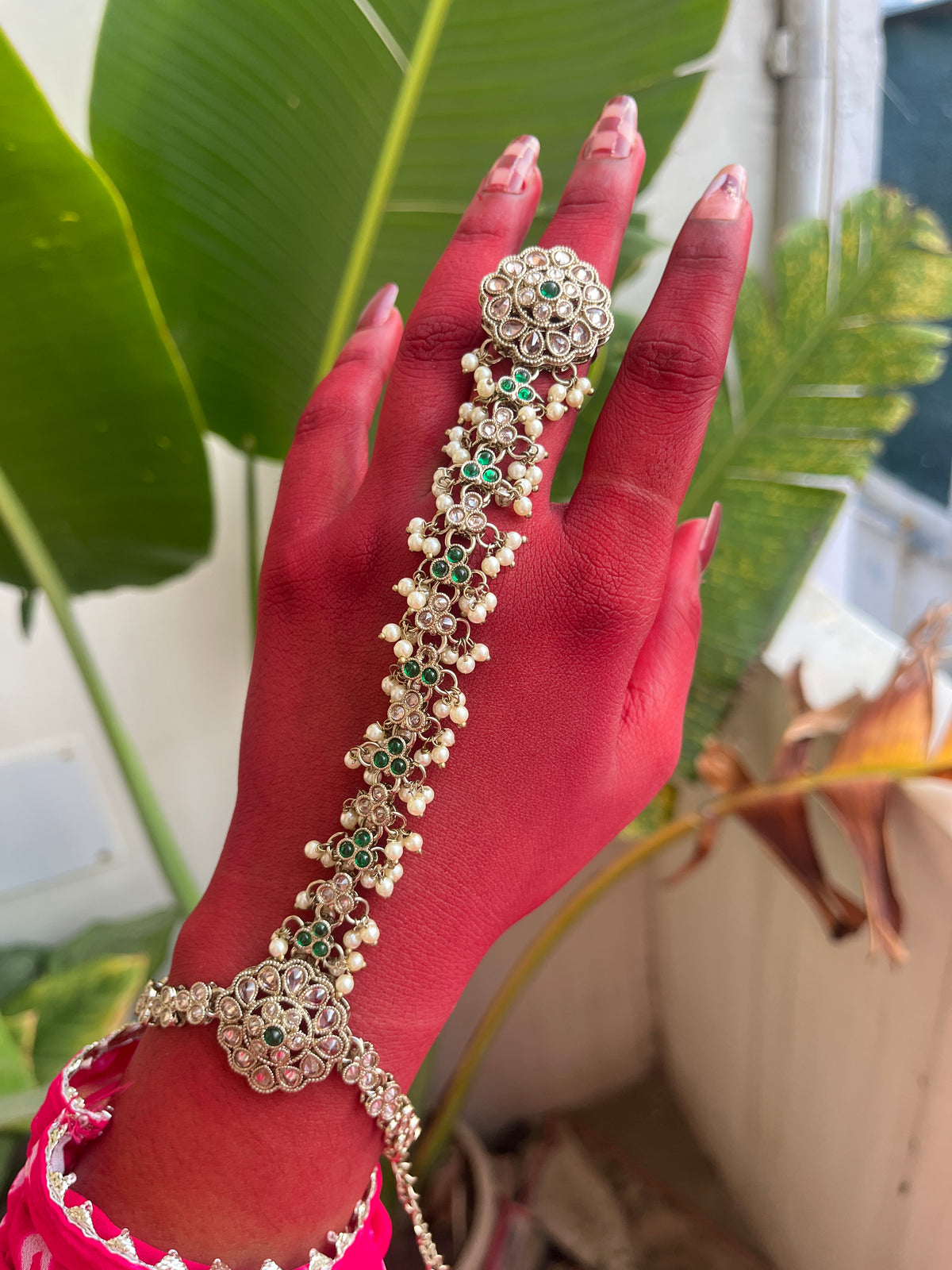 Royal Hathphool Collection
