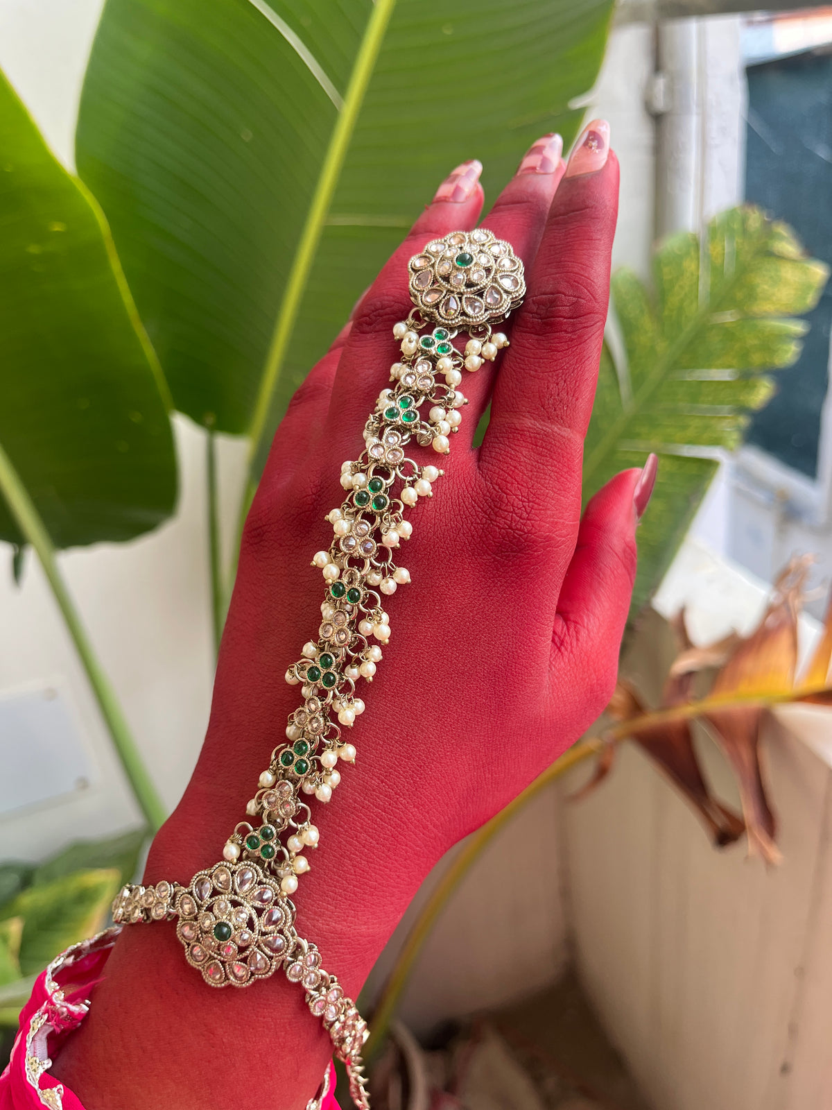 Royal Hathphool Collection