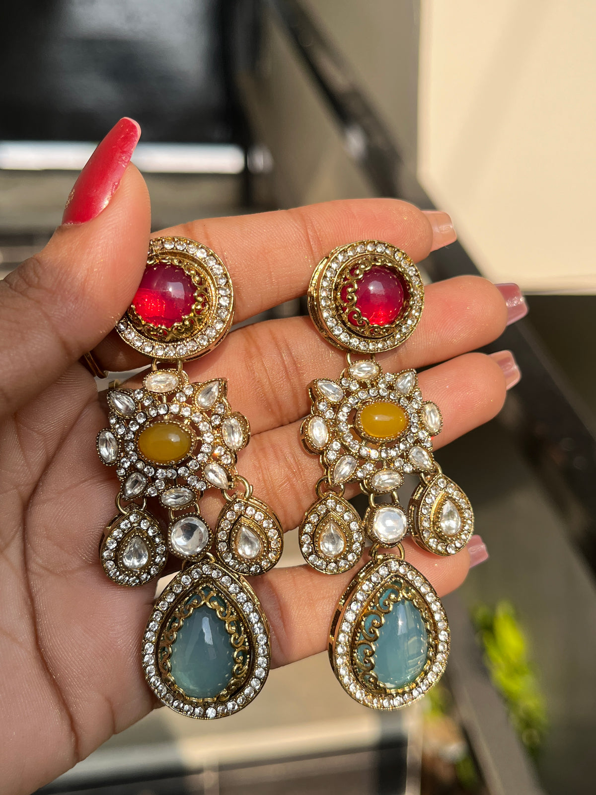 Sabyasachi Namisha Necklace Earrings With Tika