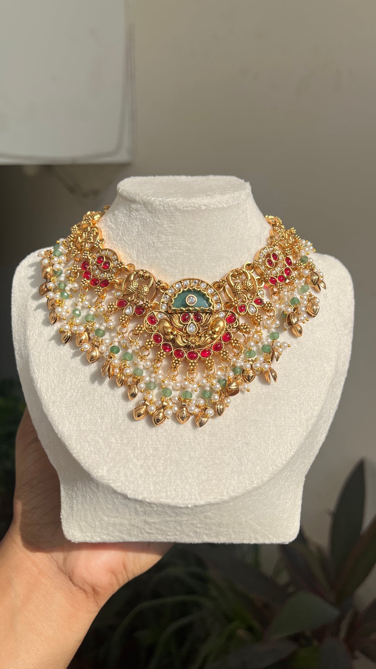 Royal Gulnaar  Heritage Set