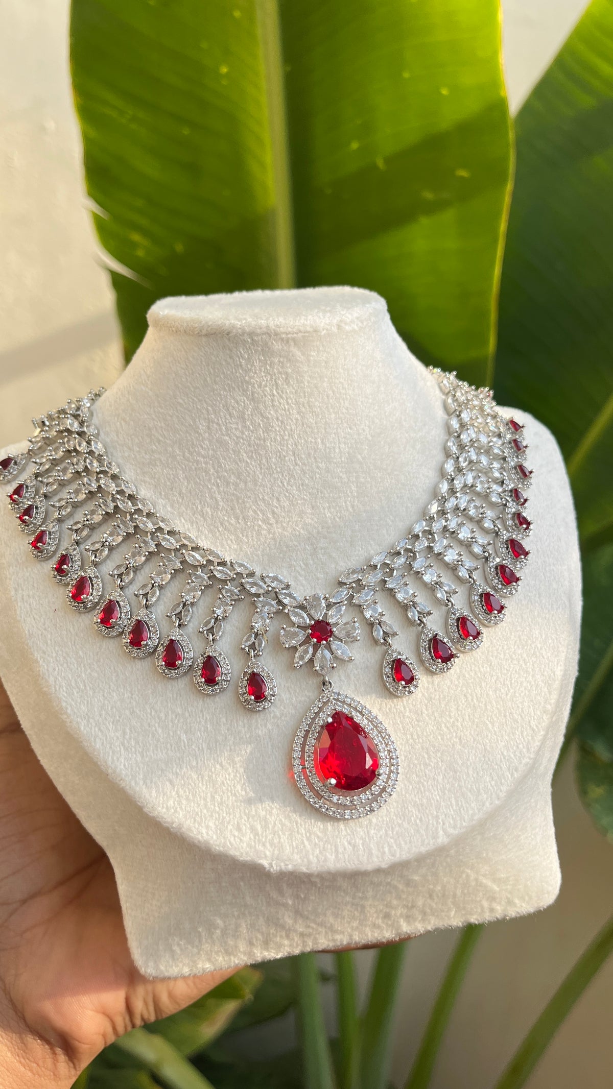 Ruby Royale Ad Necklace set