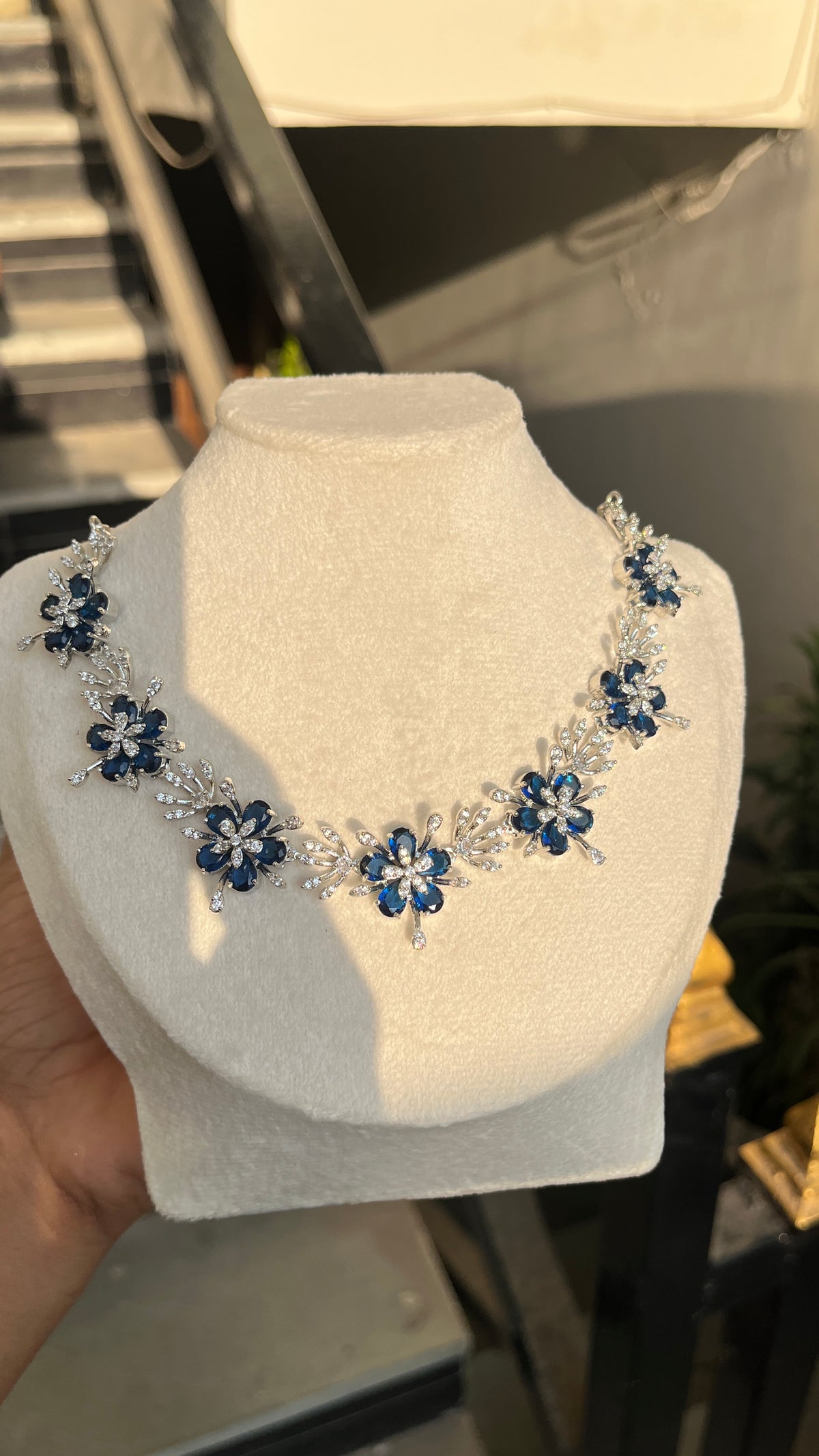 Blue Aurora Shine Necklace