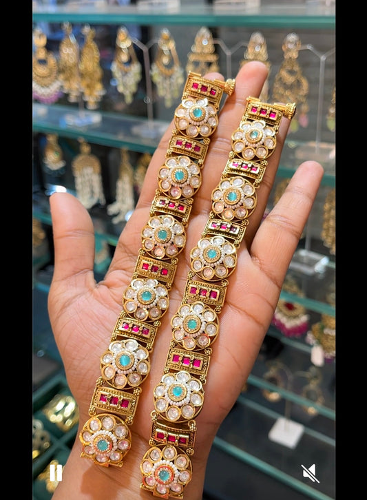 Royal Antique Meenakari Gajra set